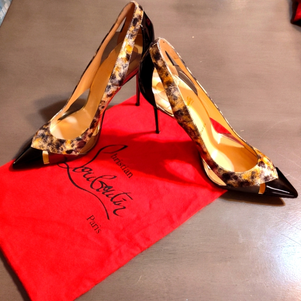 Christian Louboutin Red bottoms stiletto black tips size 40 1/2 US 10.5